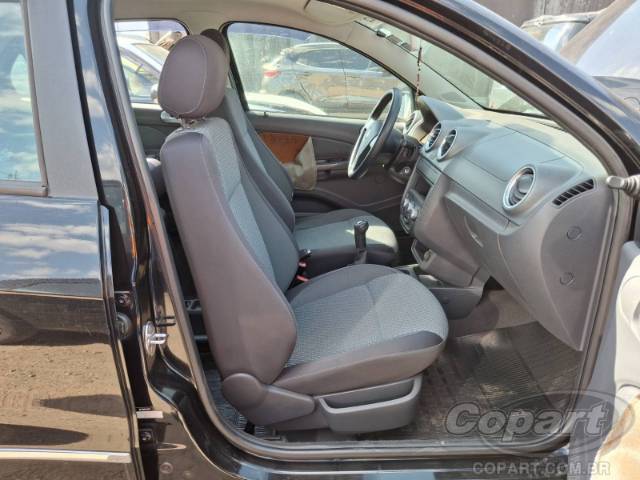 2011 VOLKSWAGEN GOL 
