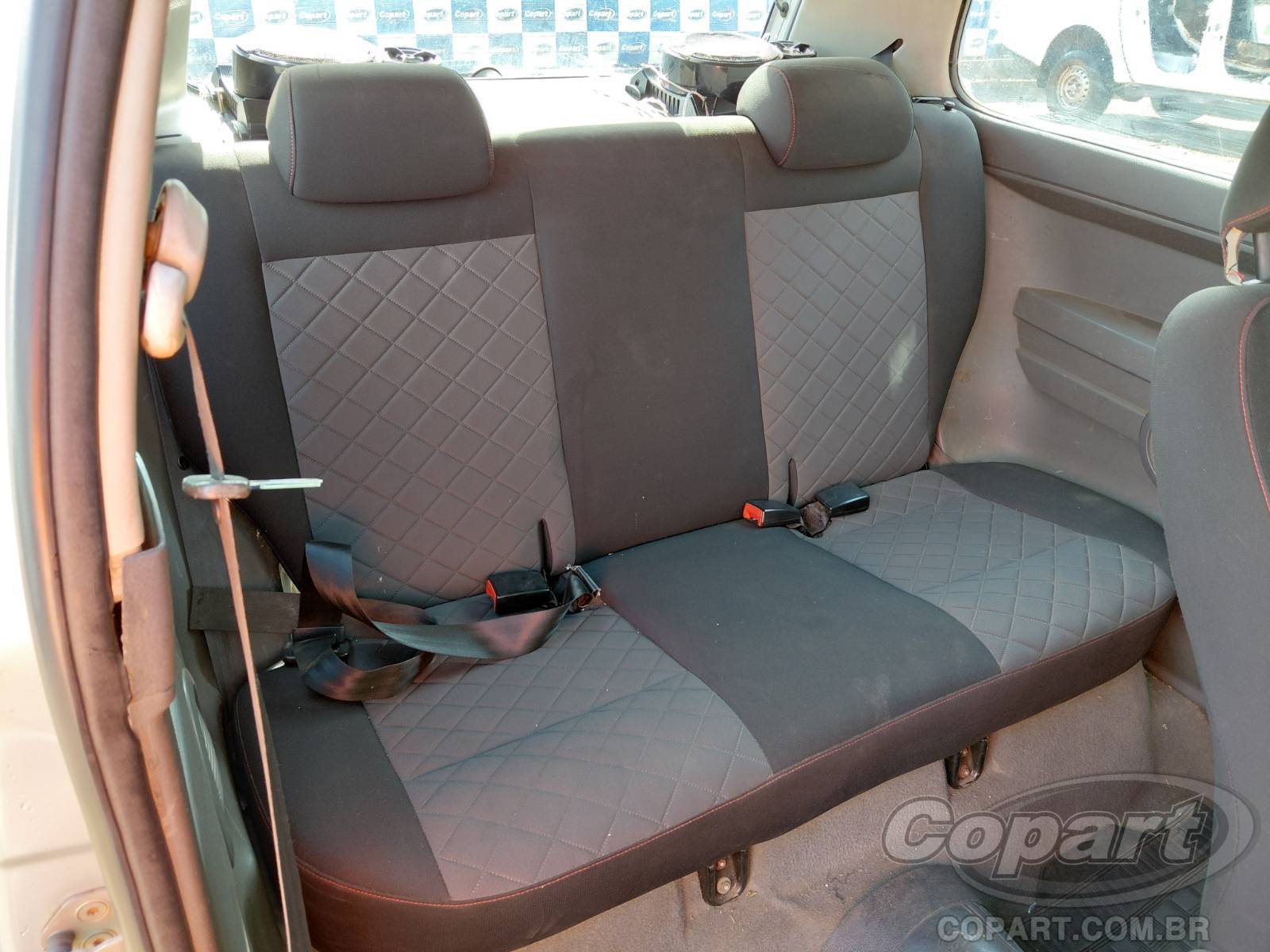 Foto 6 de 12: 2004 VOLKSWAGEN FOX
