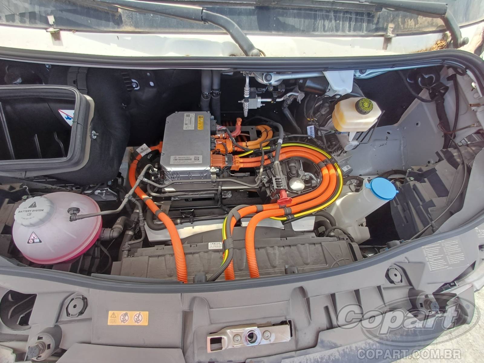Foto 7 de 10: 2025 MERCEDES BENZ ESPRINTER