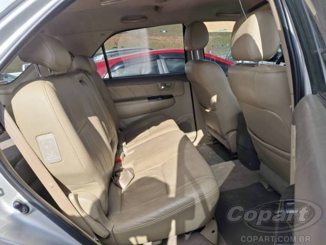 2012 TOYOTA HILUX SW4 