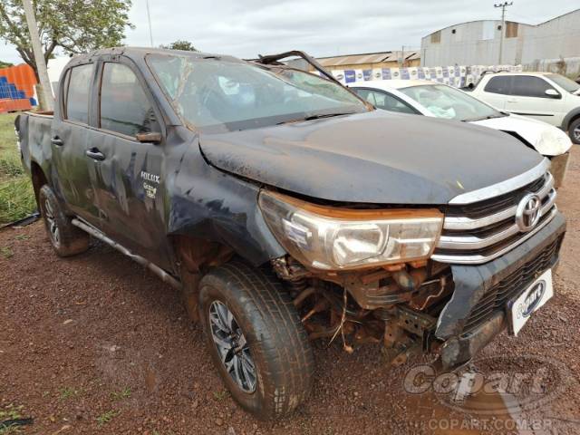 2017 TOYOTA HILUX CD 