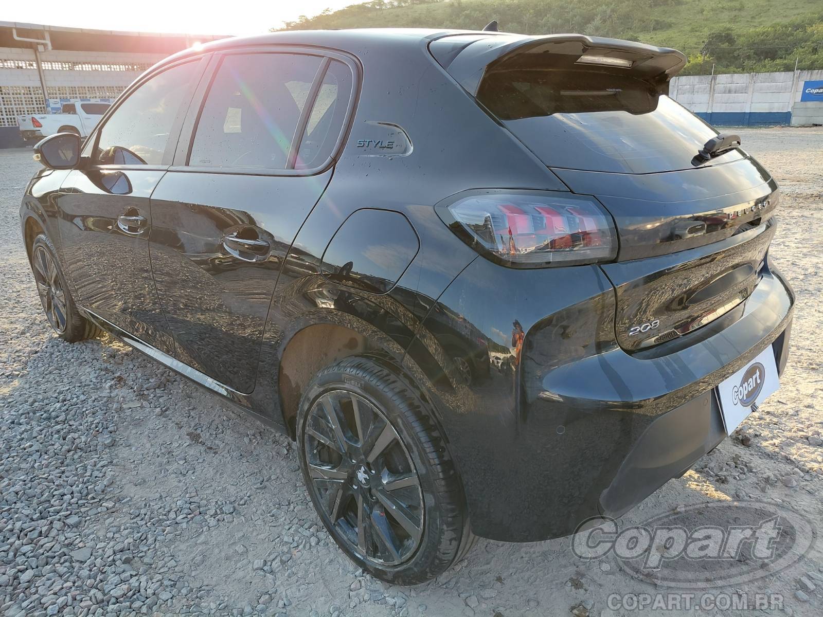 2024 PEUGEOT 208 — foto 3 de 10