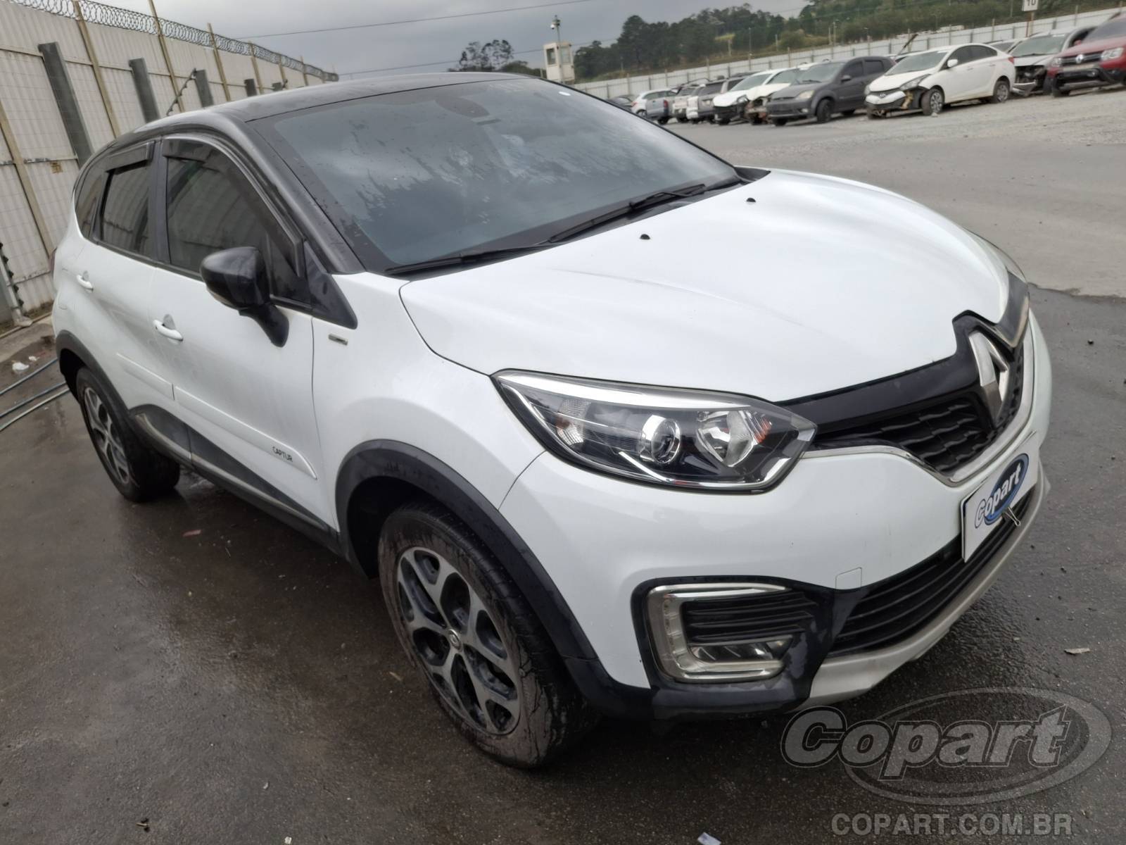 RENAULT CAPTUR 2021 SUV