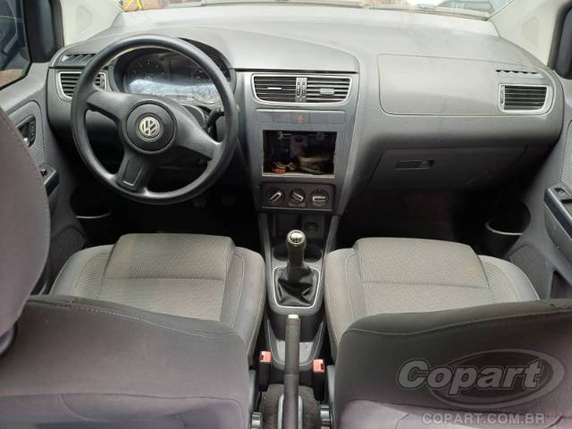 2011 VOLKSWAGEN FOX 