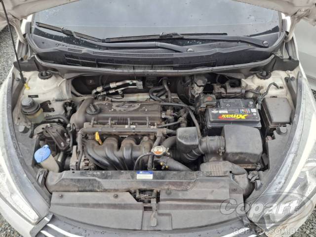 2016 HYUNDAI HB20S 