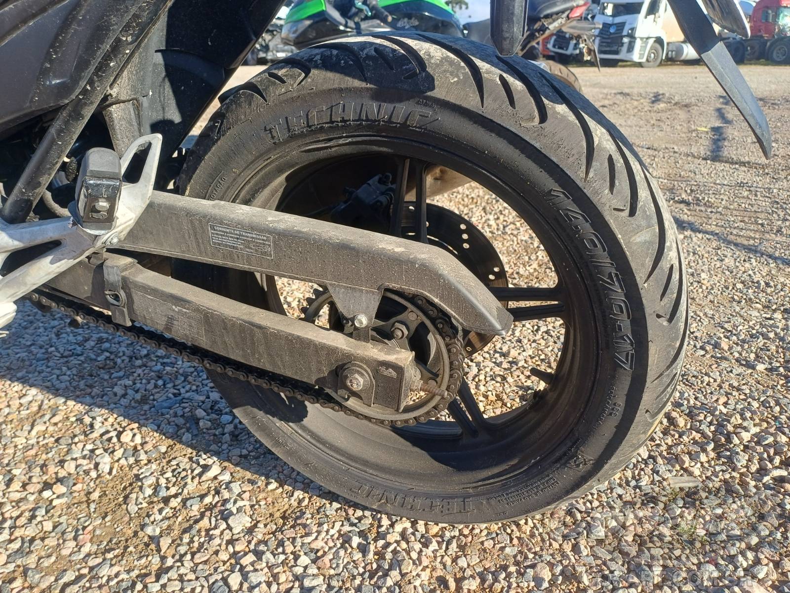 Foto 7 de 10: 2012 HONDA CB 300