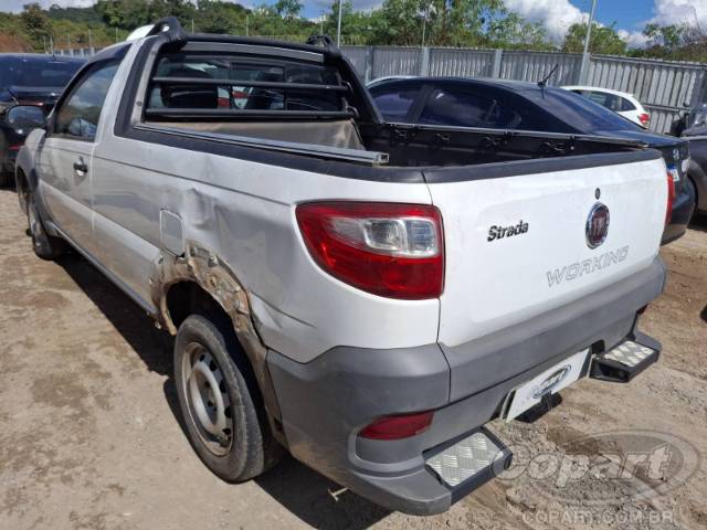 2017 FIAT STRADA 