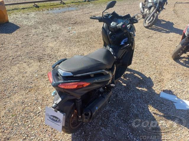 2024 YAMAHA XMAX 