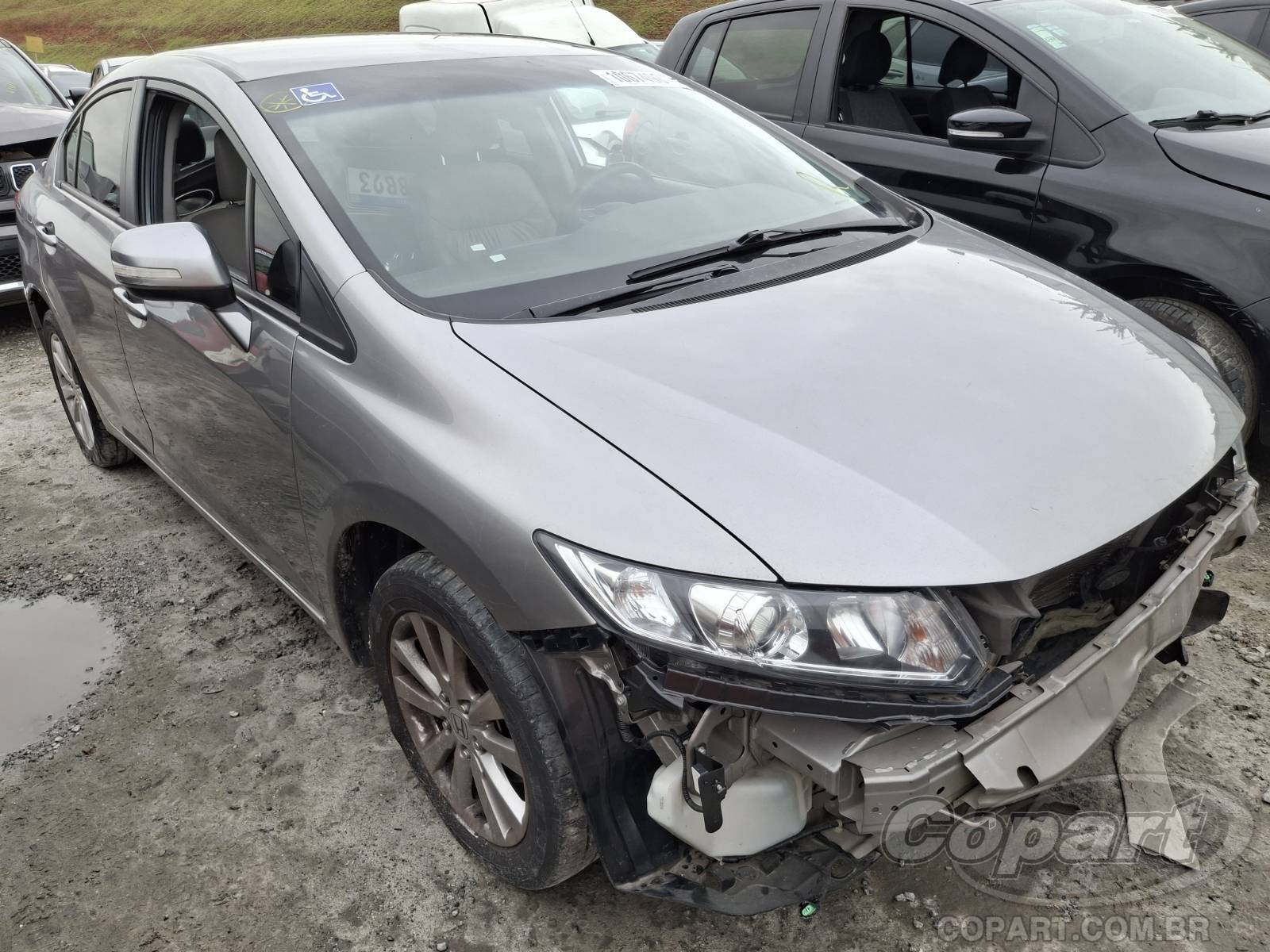 Veículo Honda Civic HONDA CIVIC LXR 2.0 16V I-VTEC 2013 2014 em leilão