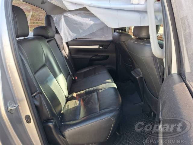 2024 TOYOTA HILUX CD 