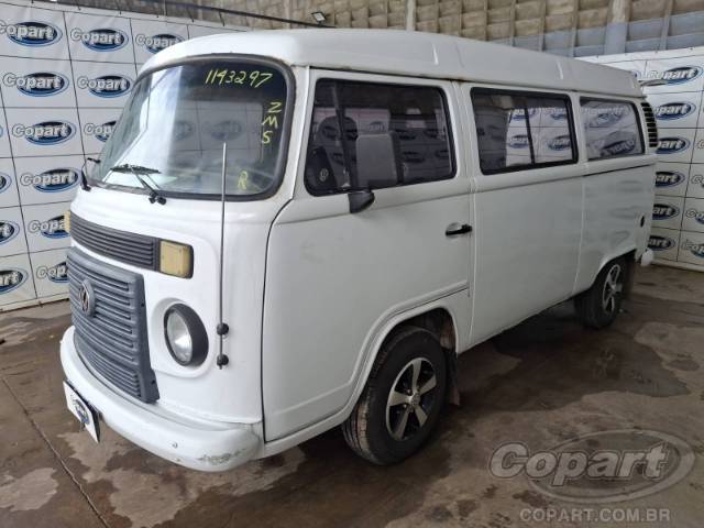 2010 VOLKSWAGEN KOMBI 