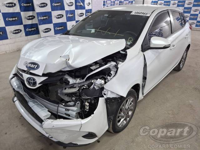 2023 TOYOTA YARIS 