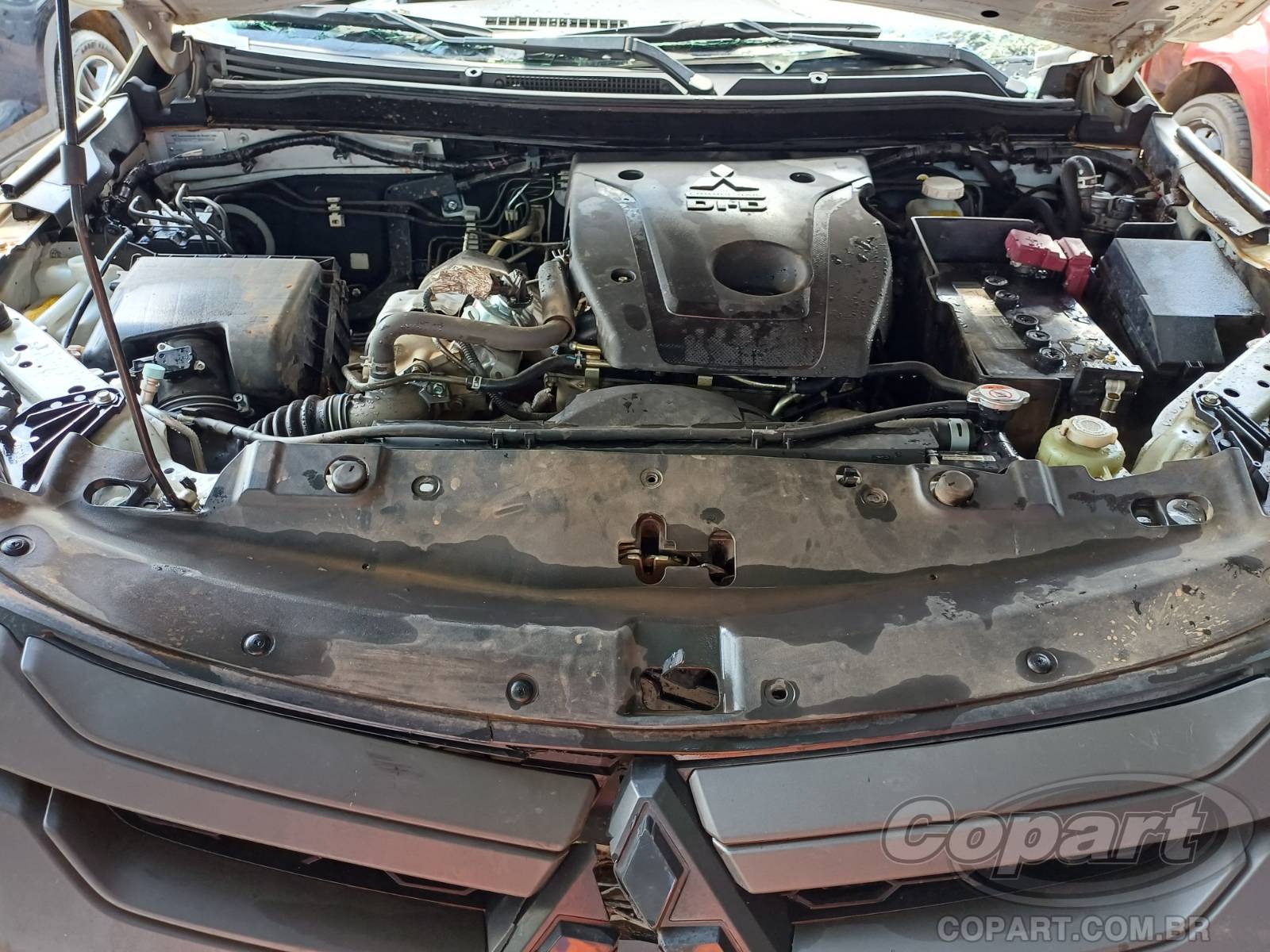 Foto 7 de 10: 2025 MITSUBISHI L200 TRITON
