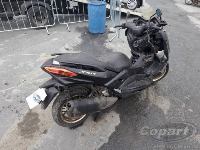 2021 YAMAHA XMAX 
