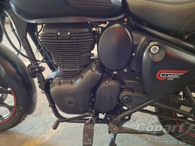 2025 ROYAL ENFIELD CLASSIC 