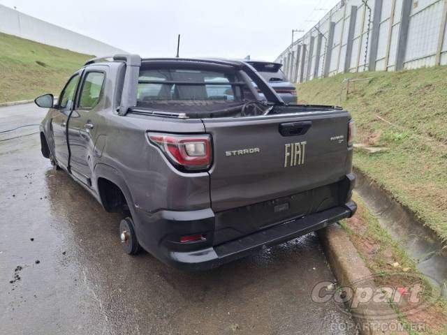 2023 FIAT STRADA CD 
