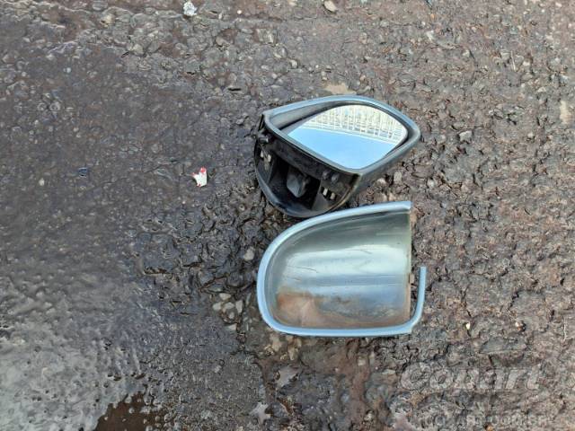 1999 CHEVROLET CORSA SEDAN 