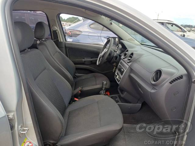 2016 VOLKSWAGEN GOL 