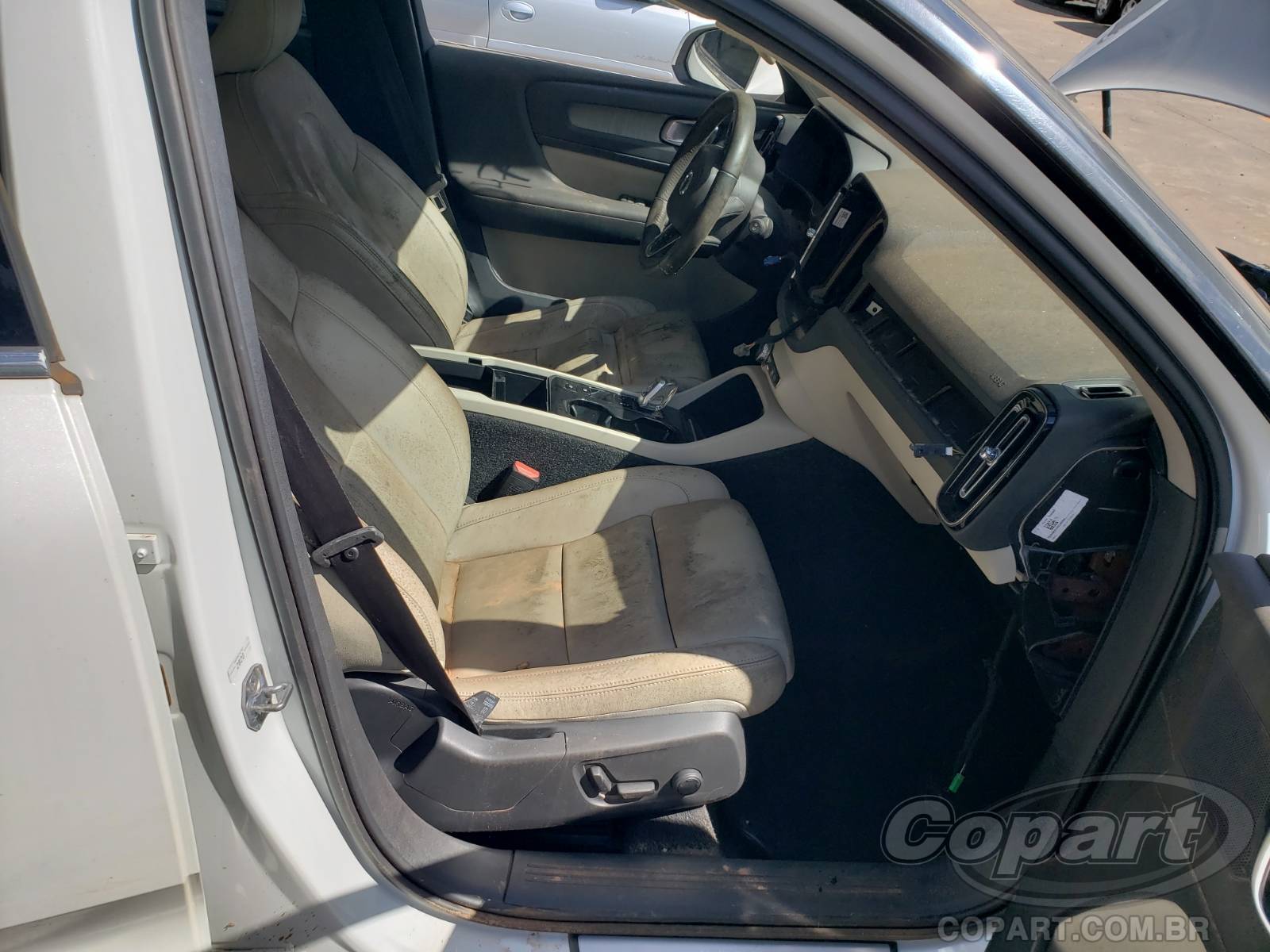 Foto 5: 2021 VOLVO XC40