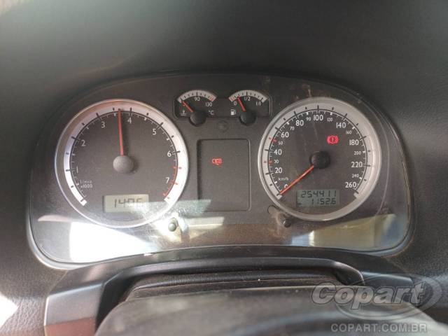 2005 VOLKSWAGEN GOLF 