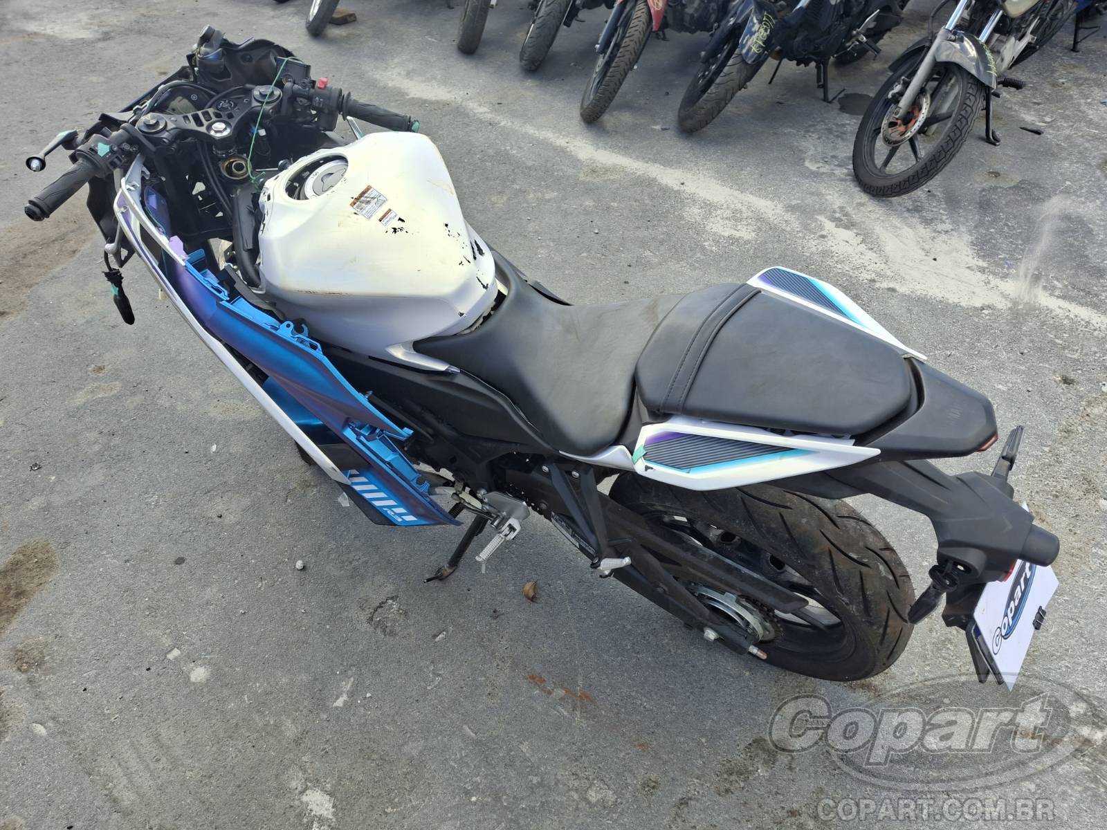 Foto 3: 2026 YAMAHA YZF R3