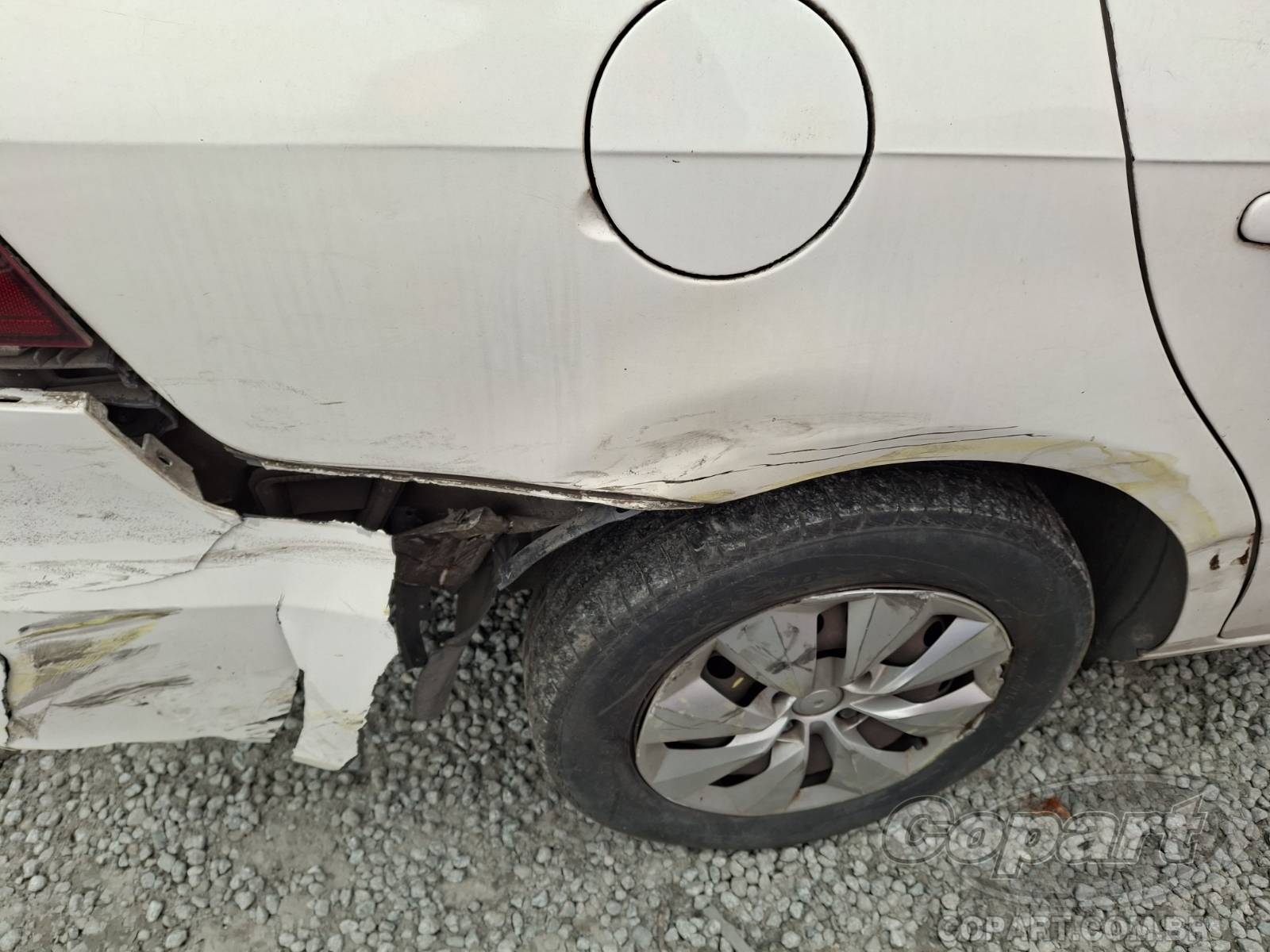 2013 VOLKSWAGEN VOYAGE — foto 12 de 15