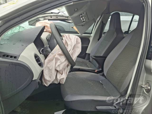2016 VOLKSWAGEN UP 