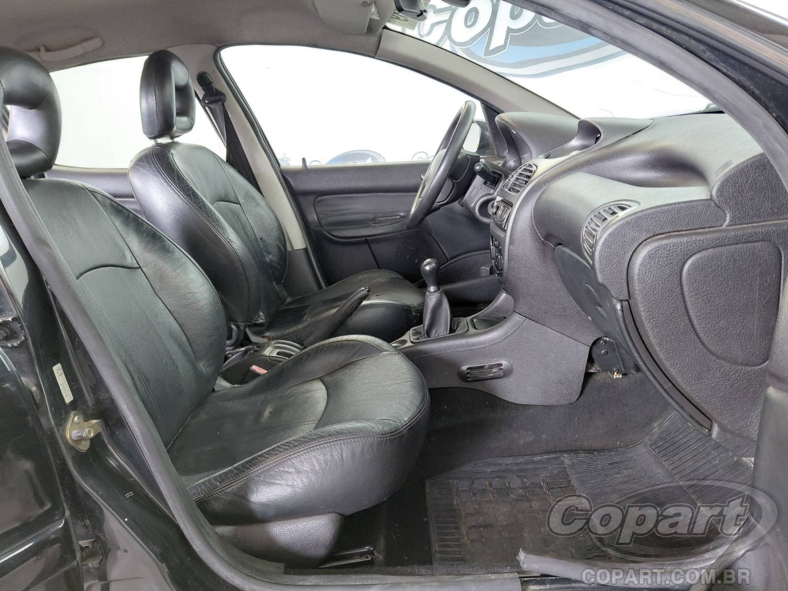 Foto 5: 2004 PEUGEOT 206