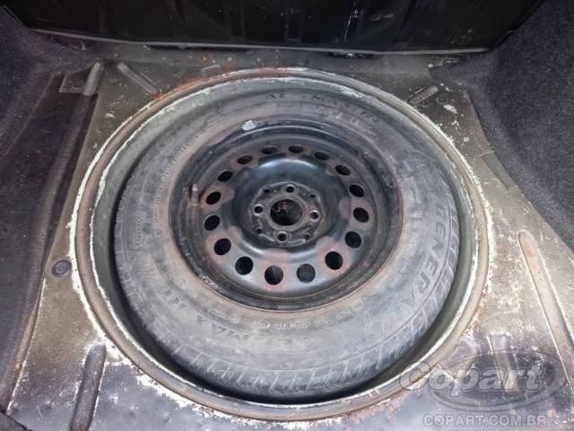 2012 VOLKSWAGEN VOYAGE 