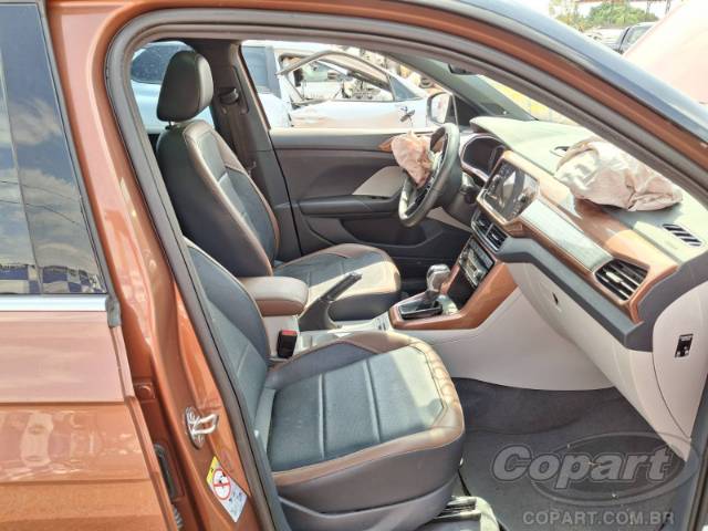 2020 VOLKSWAGEN T-CROSS 