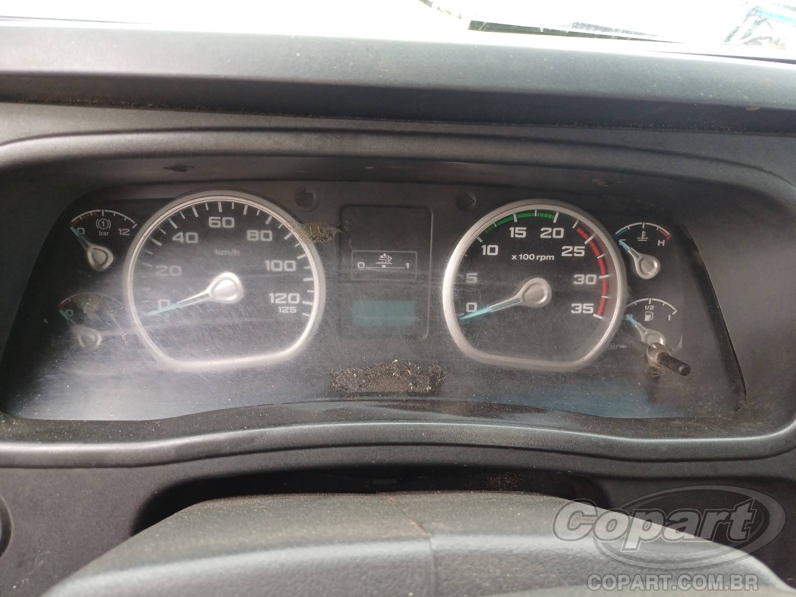 Foto 8 de 10: 2019 FORD CARGO 816