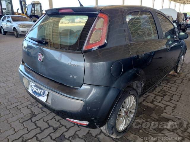 2013 FIAT PUNTO 