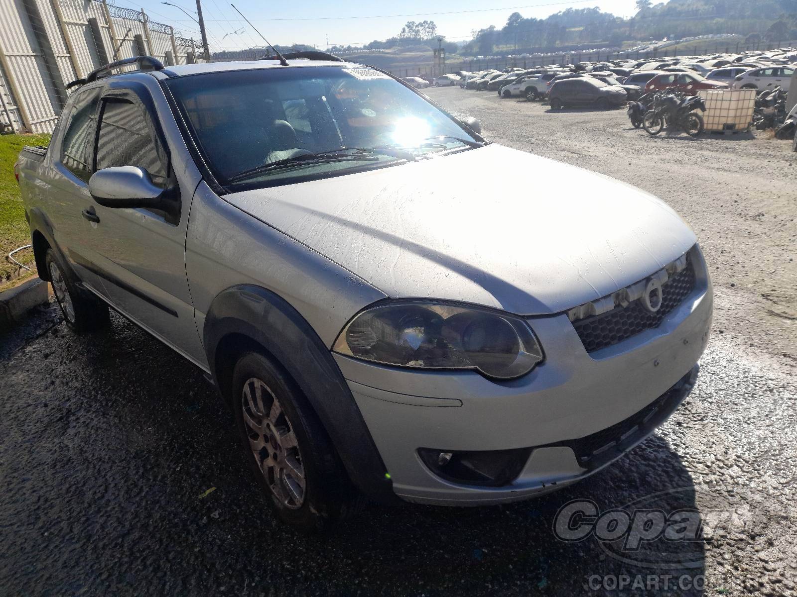 Veículo Fiat Strada FIAT STRADA CD TREKKING 1.6 2014 2014 em leilão