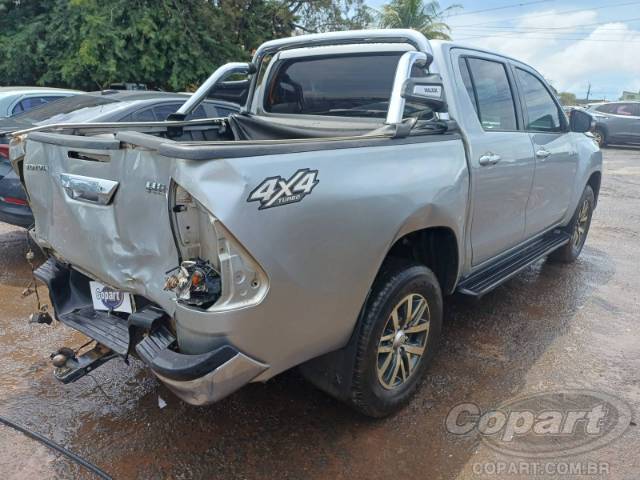 2017 TOYOTA HILUX CD 