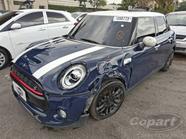 2019 MINI COOPER 