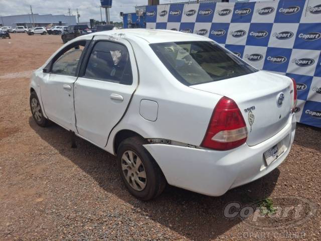 2014 TOYOTA ETIOS SEDA 