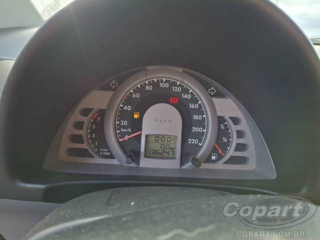 2005 VOLKSWAGEN FOX 