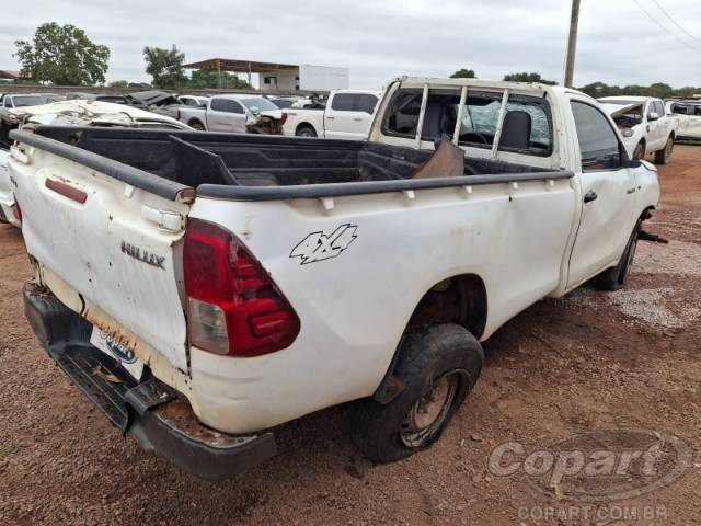 2018 TOYOTA HILUX CS 