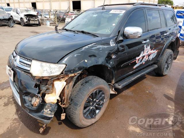 2015 MITSUBISHI PAJERO DAKAR 