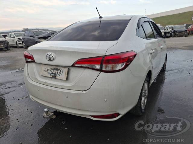2019 TOYOTA YARIS SEDA 