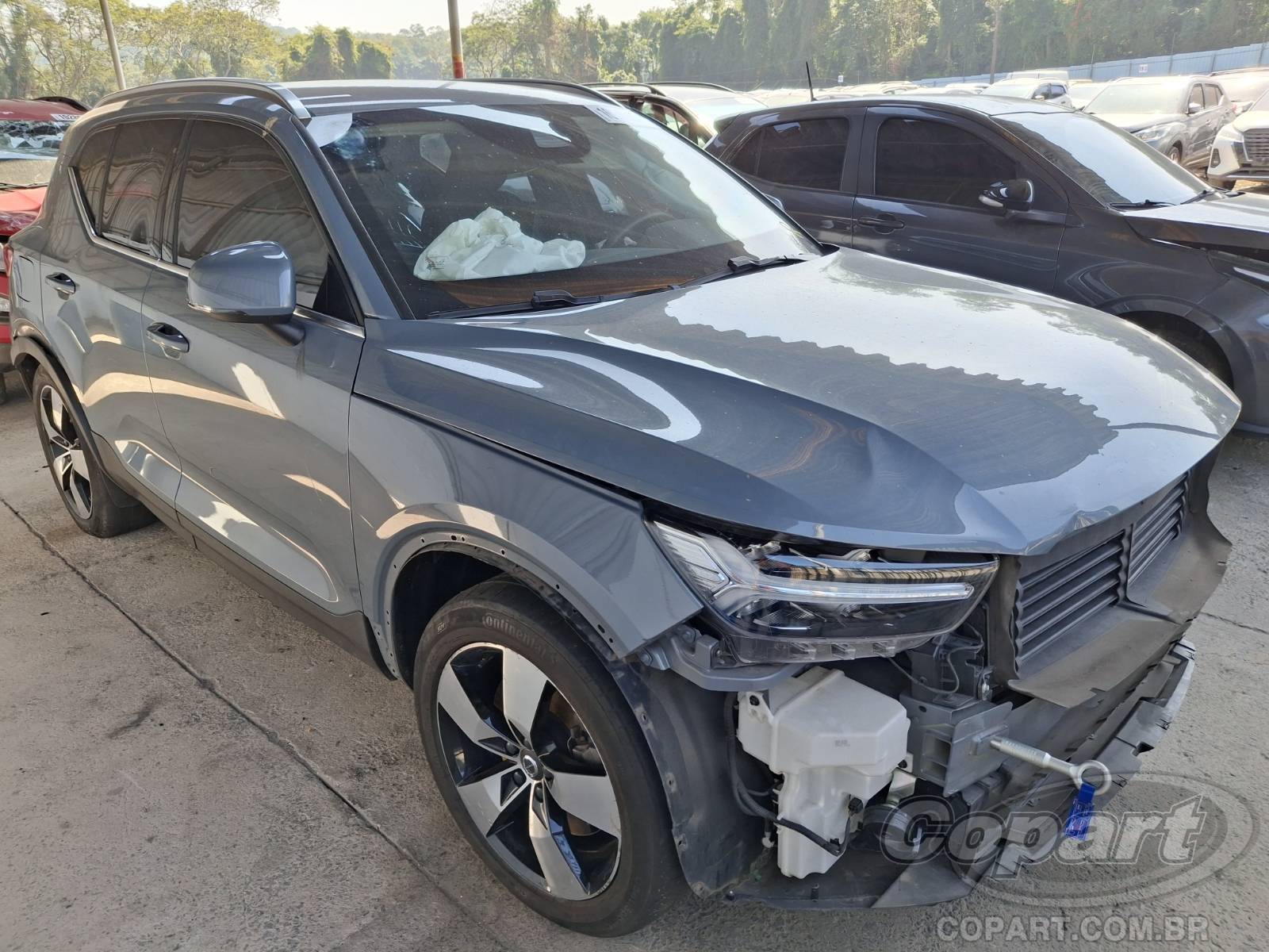 Veículo Volvo XC40 2021 Volvo XC40 T5 Inscription Expression Plug-In Hybrid 1.5 12V Turbo SUV Pequenos 2022 em leilão