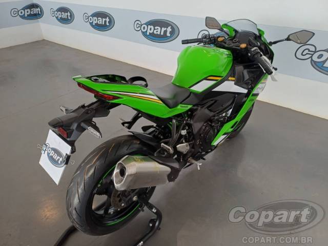 2026 KAWASAKI NINJA ZX-4R 