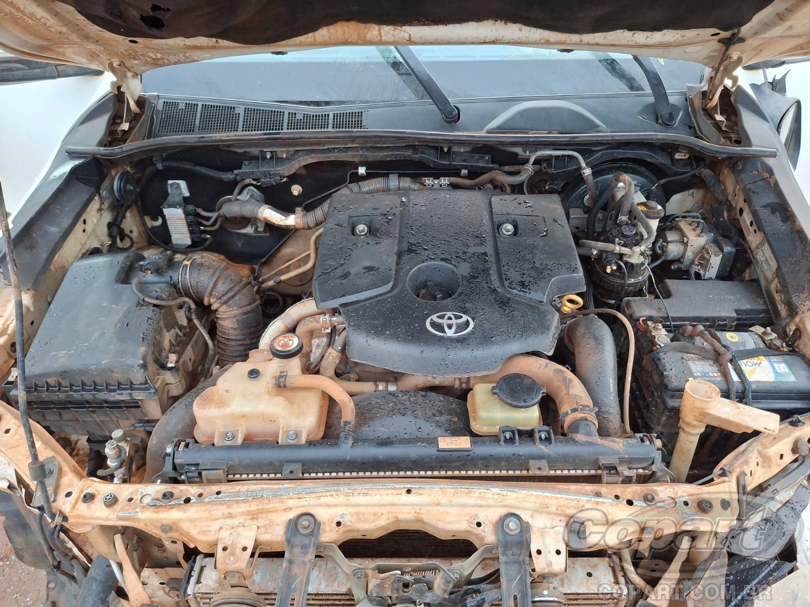 Foto 7 de 10: 2018 TOYOTA HILUX CD