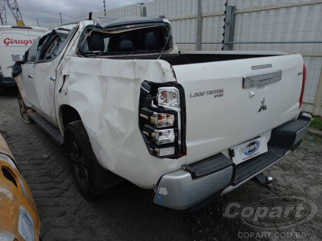 2022 MITSUBISHI L200 TRITON 