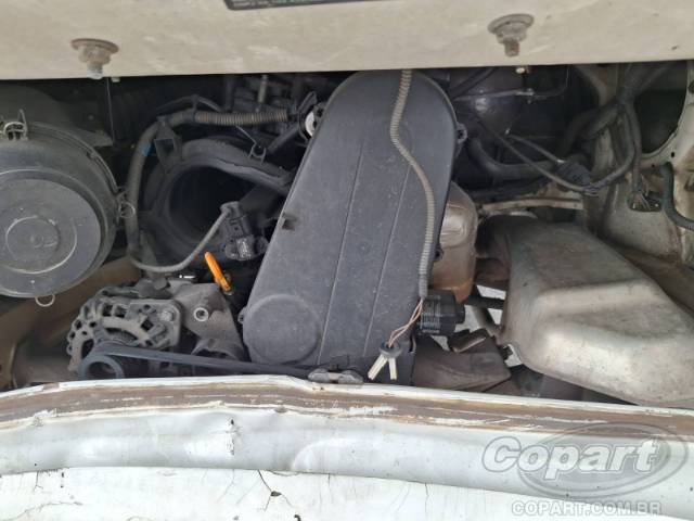 2011 VOLKSWAGEN KOMBI 