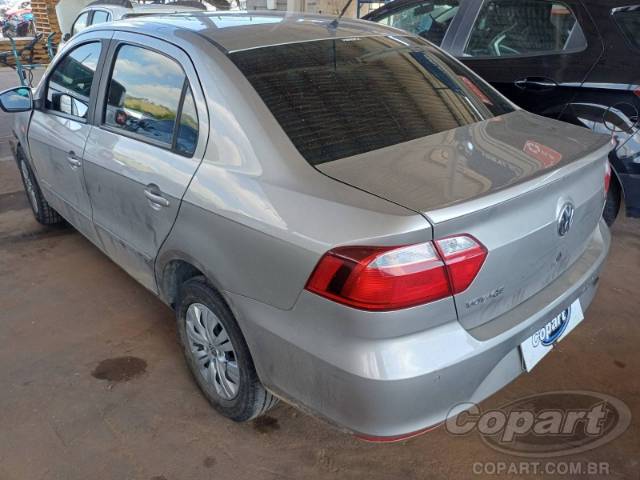 2015 VOLKSWAGEN VOYAGE 