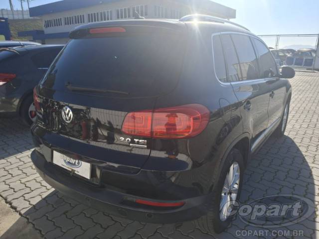 2012 VOLKSWAGEN TIGUAN 