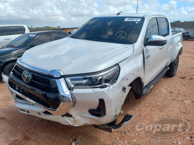 2024 TOYOTA HILUX CD 