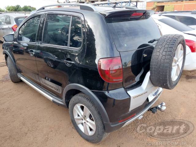 2011 VOLKSWAGEN FOX 