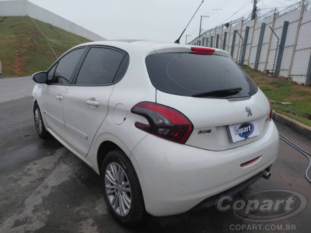 2017 PEUGEOT 208 